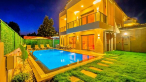Fethiye 4 Bedroom Villa - 3047
